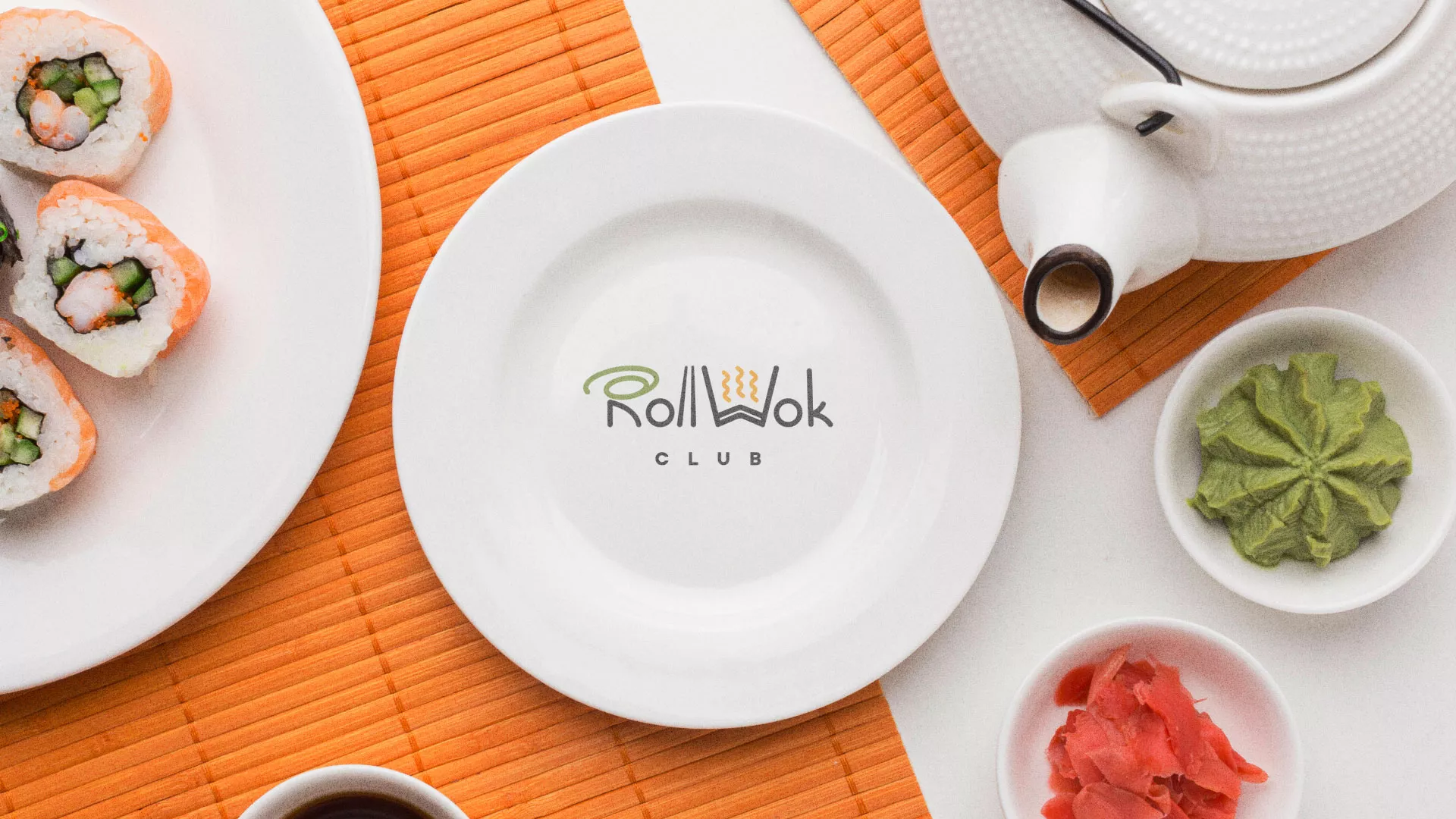 Разработка логотипа и фирменного стиля суши-бара «Roll Wok Club» в Александрове